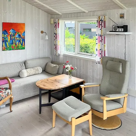 Holiday home 2 Bedroom Amazing In Juelsminde *