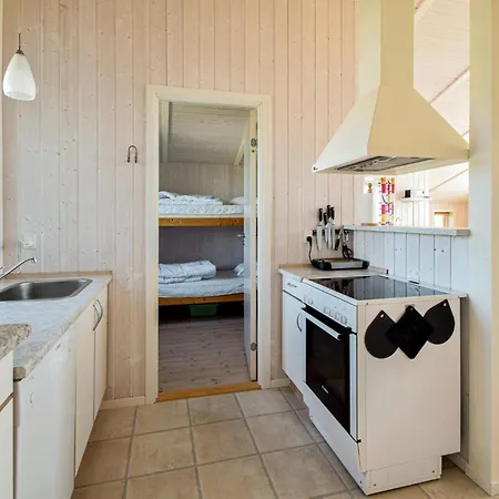 2 Bedroom Amazing In Juelsminde * Sonderby (Midtjylland)
