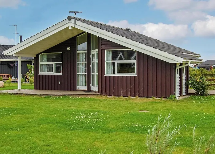 Pot Strandby Denk Vi Semesterbostad