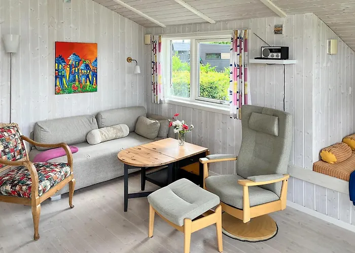 Semesterbostad Pot Strandby Denk Vi *